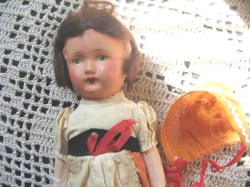 PAPER MACHE BRUNETTE_06